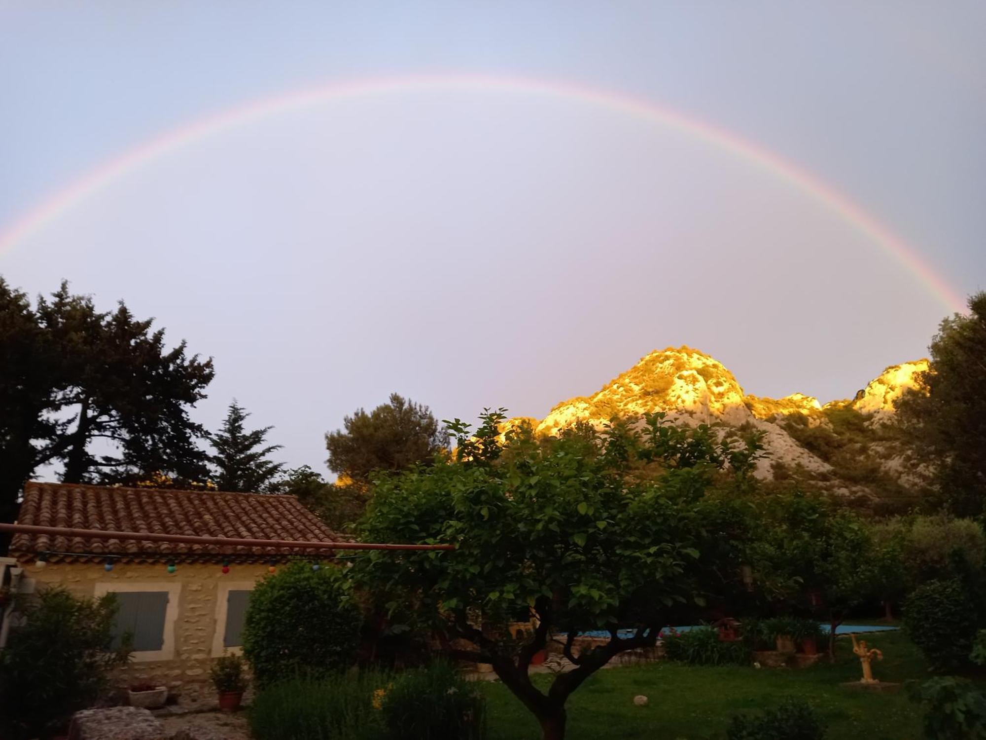 Tente de luxe La Roulotte Du Petit Paradis Saint-Rémy-de-Provence