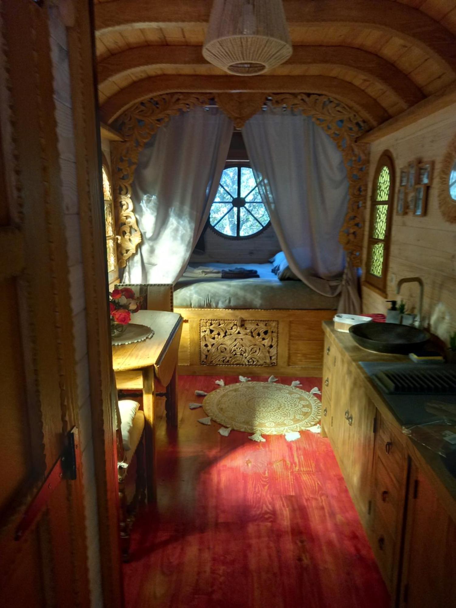 La Roulotte Du Petit Paradis * Saint-Rémy-de-Provence