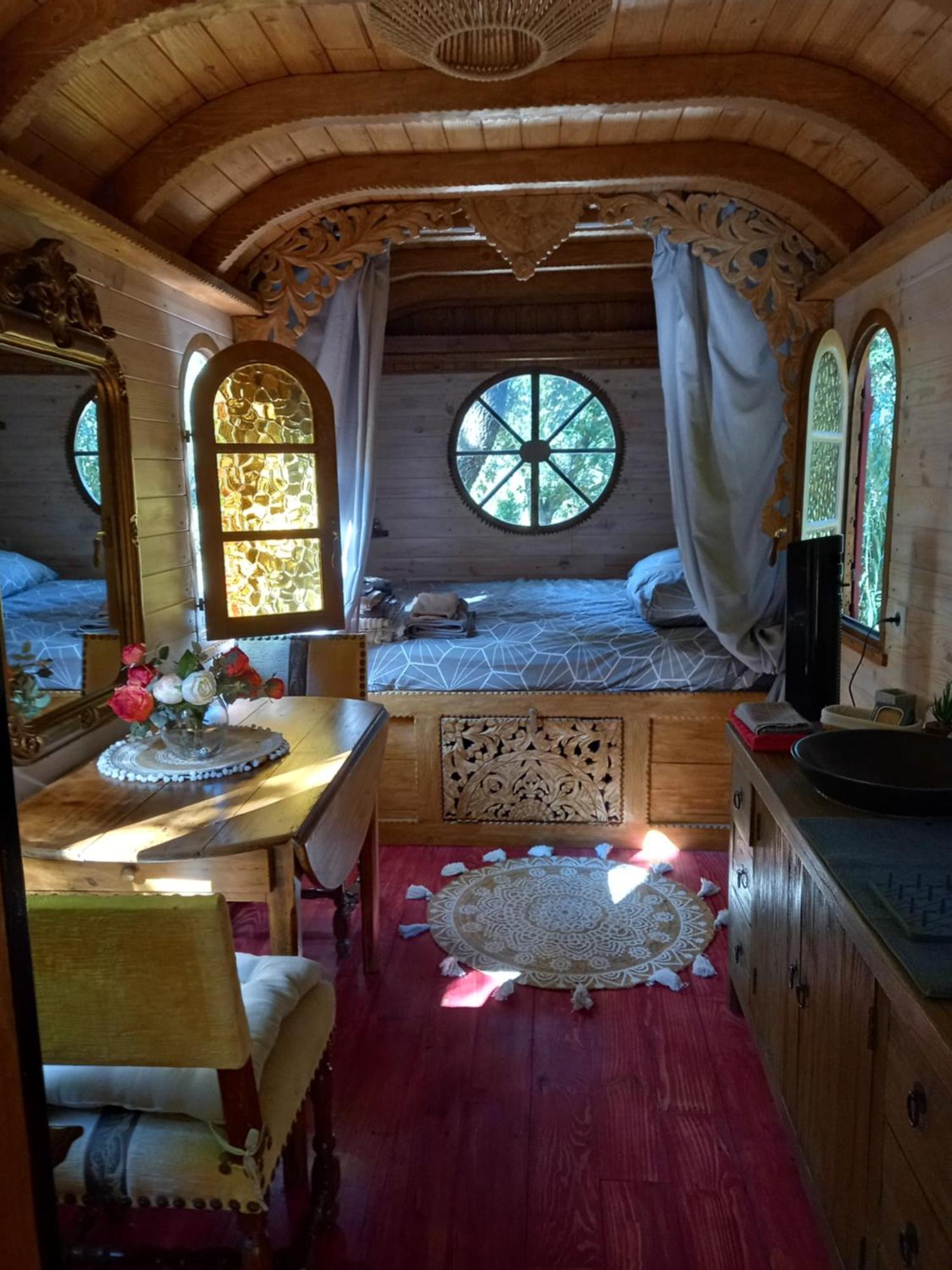 La Roulotte Du Petit Paradis Saint-Rémy-de-Provence